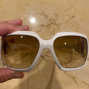 Gucci Sunglasses made in Italy, 100% Authentic